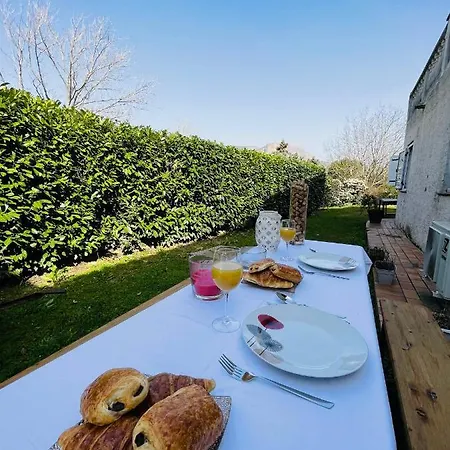 Apartament Bas De Villa Tout Equipe Avec Magnifique Vue Sur Le Mont Gozzi, Proche Ajaccio