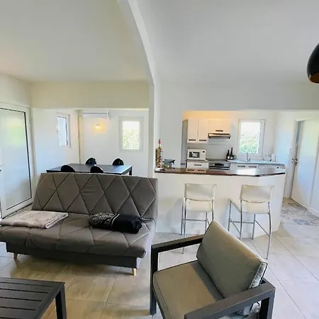 Apartament Bas De Villa Tout Equipe Avec Magnifique Vue Sur Le Mont Gozzi, Proche Ajaccio Appietto